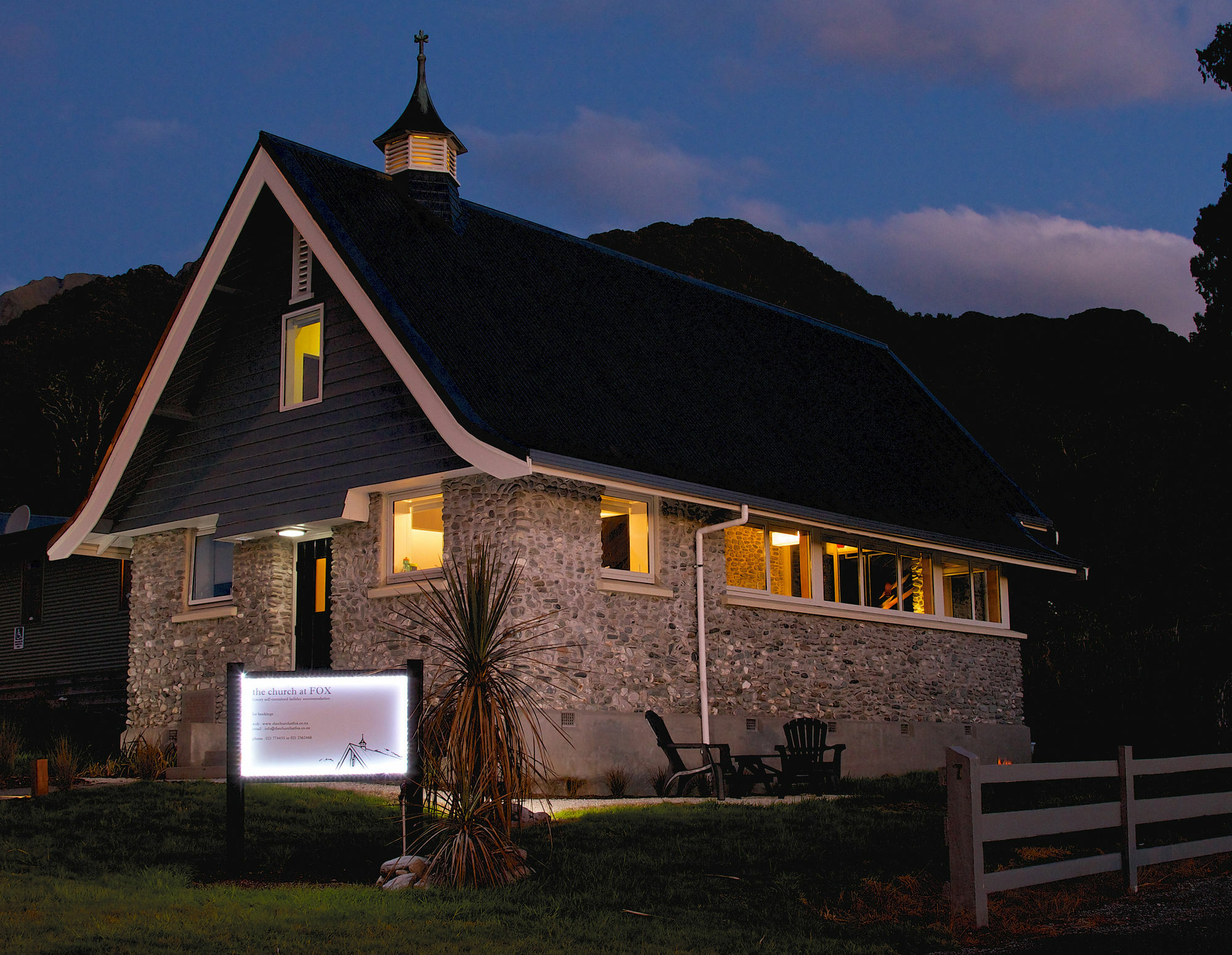 The Church At Fox Fox Glacier Exteriör bild